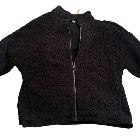 Lululemon zip-up - Picture 3 of 9